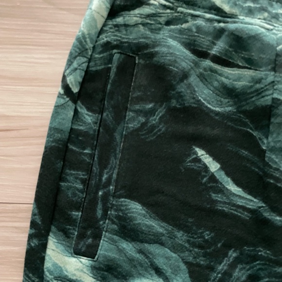 Fabletics Chloe Slim Sweatpant - Picture 3 of 7